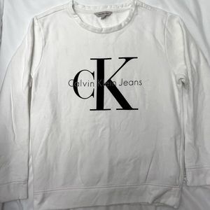 Calvin Klein sweatshirt size S